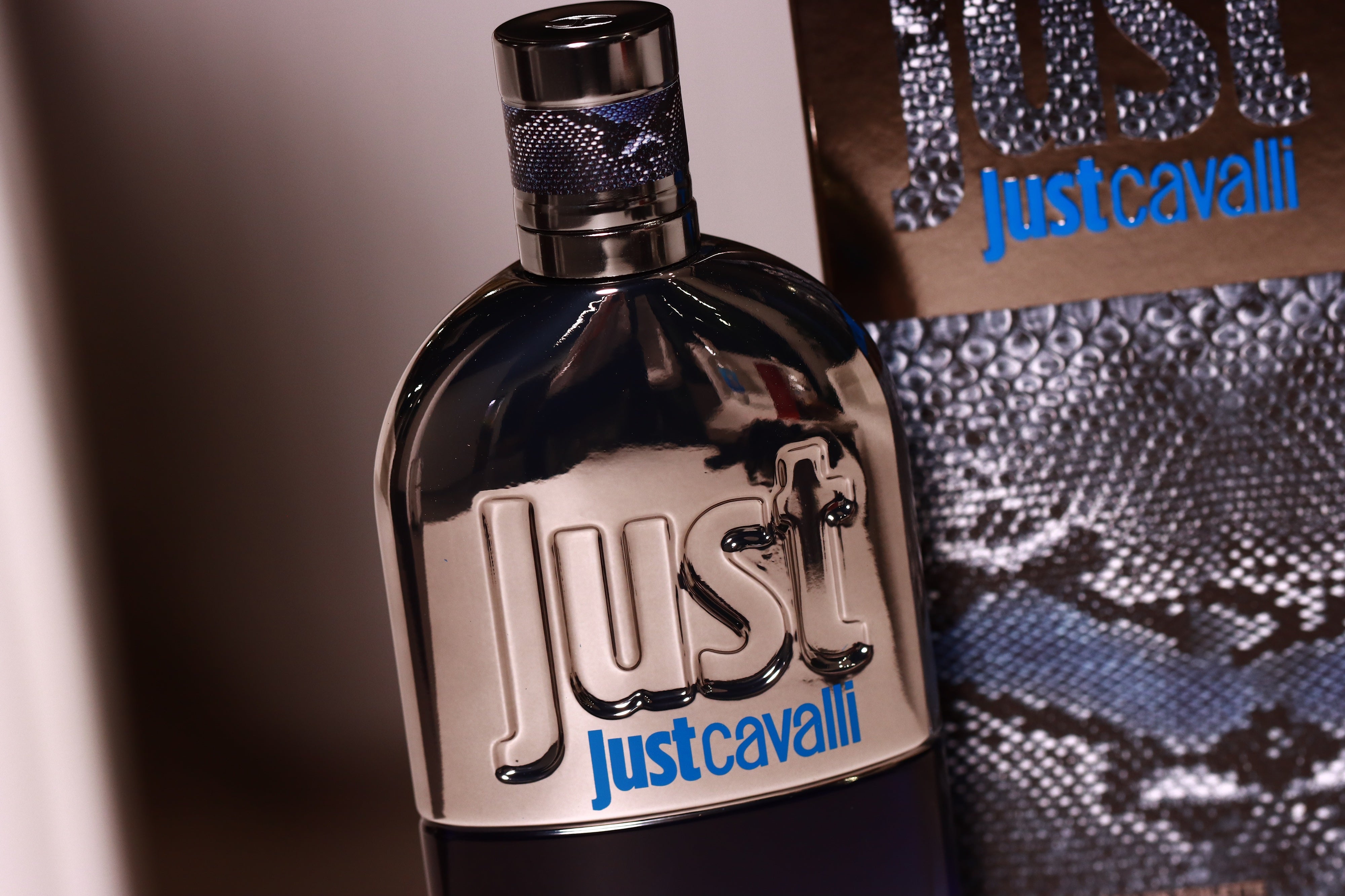JUST CAVALLI JUST