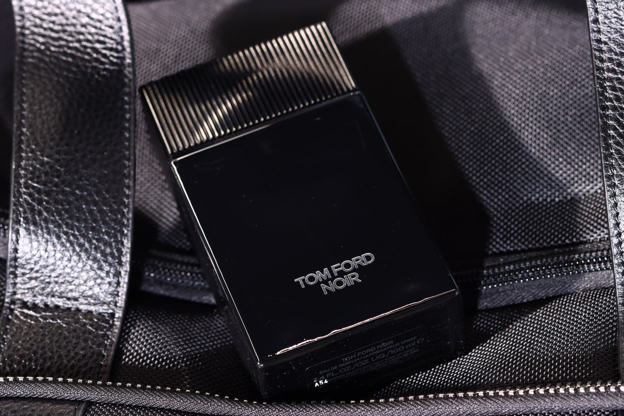 TOM FORD NOIR
